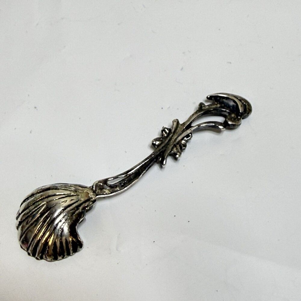 Continental 835 Silver Shell Salt Spoon Venetian Gondola Top Victorian - Picture 3 of 5